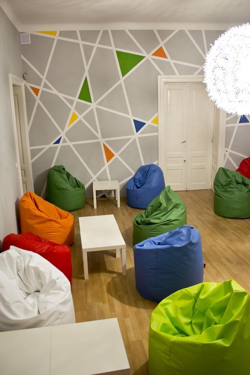 Pillows Party Hostel Cracovie Extérieur photo